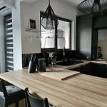 Апартаменти Forestview Dream *