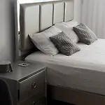 Апартаменти Forestview Dream *
